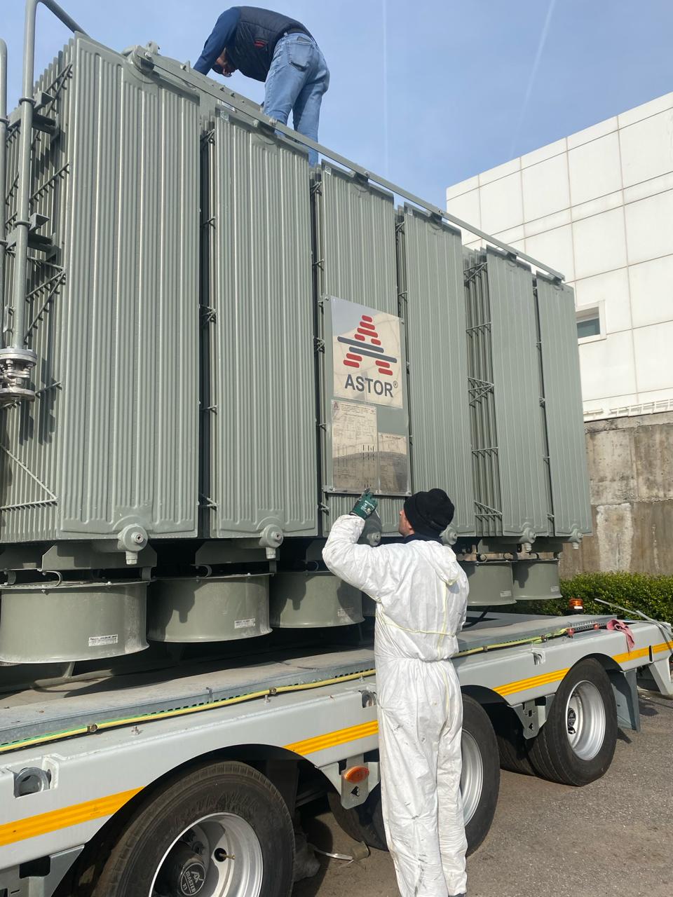 942aaa80-ab49-45c3-b549-e92f62c3d2b8